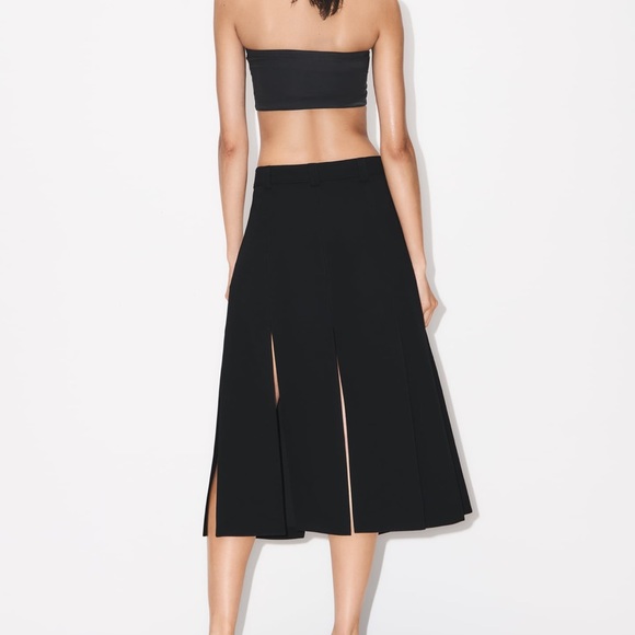 ZARA MIDI SKIRT WITH STRIPS 
High waist Self ties at hem Bloggers favorite - Picture 9 of 10